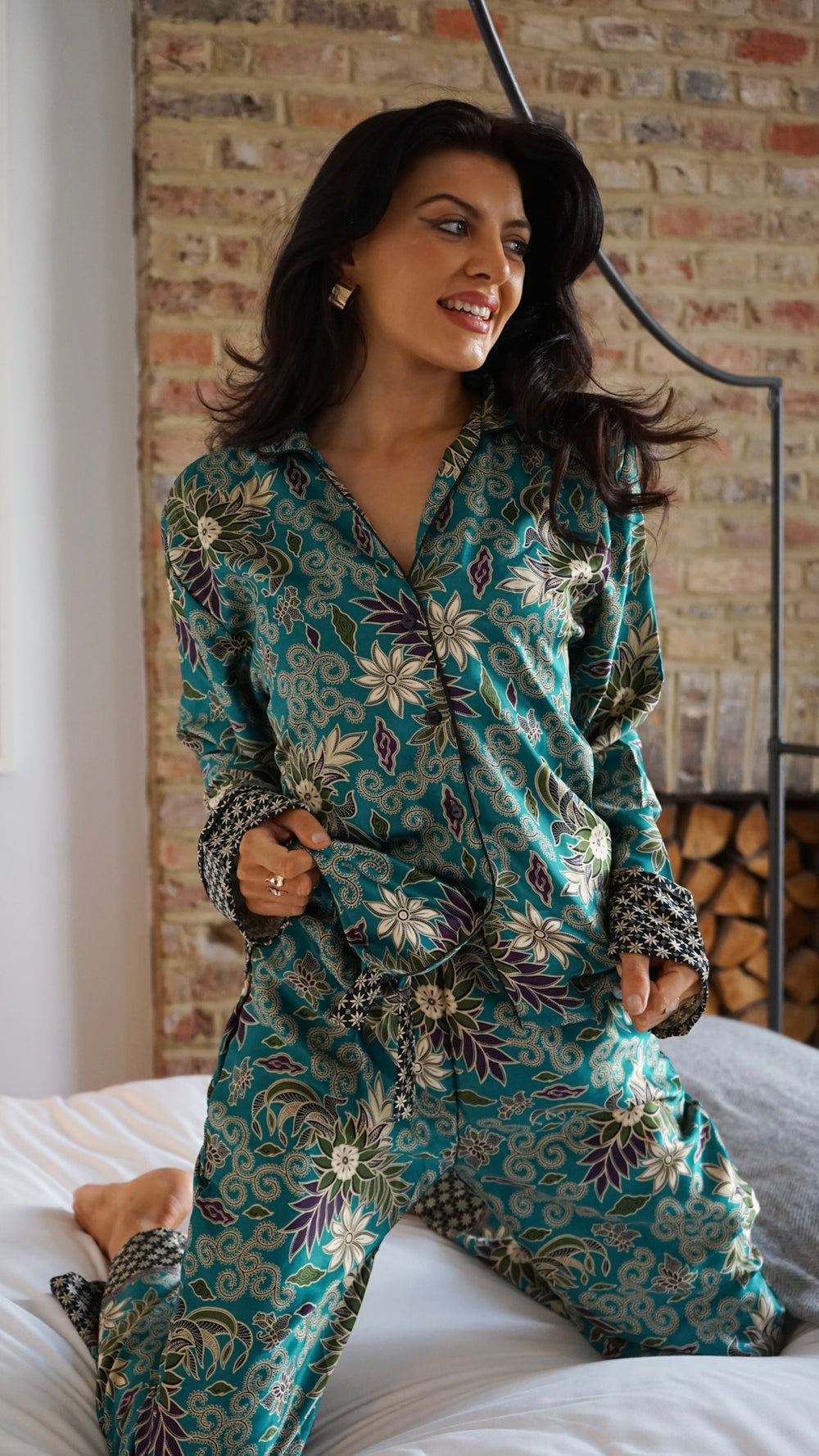 Turquoise satin pyjamas sale