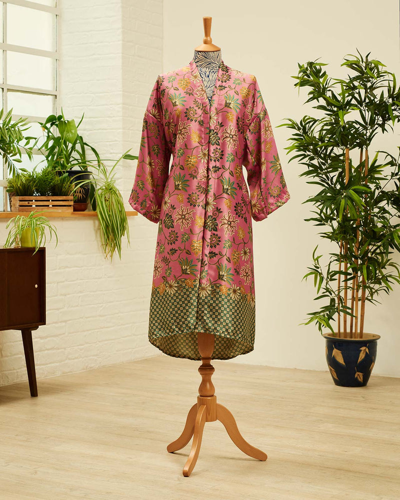 LOVINA / Silk Blend Kimono Robe